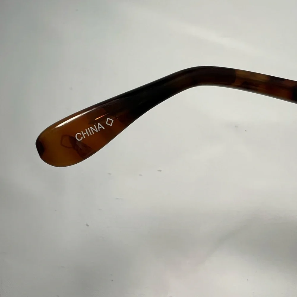 BOGO Bethanny Women’s Tortoise Square Sunglasses